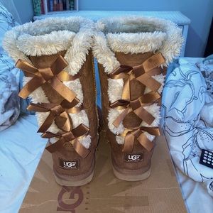 UGG australia boots w bailey bow